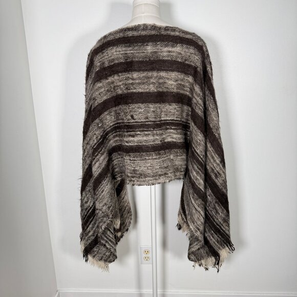 Mountain Folk 100% Alpaca Striped Poncho Brown Boho  Bolivian - Picture 2 of 9
